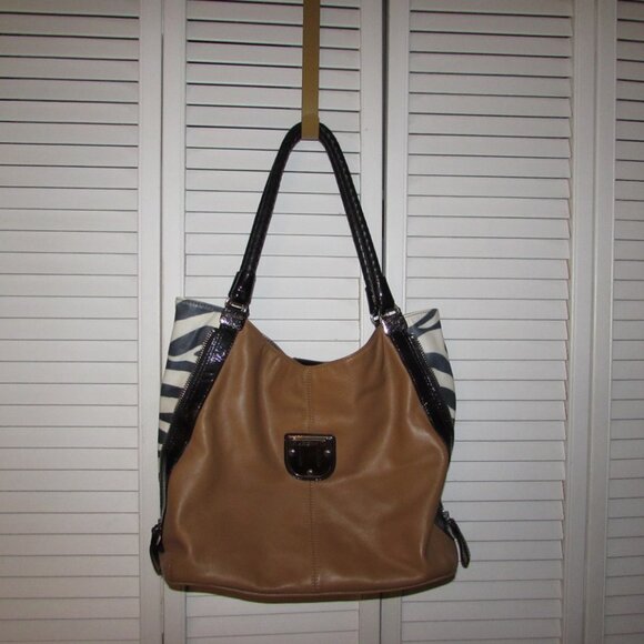❤️BRIGHTON Fashionista City Dovima Brown Leather Black Zebra Shoulder Bag Purse - Picture 8 of 8